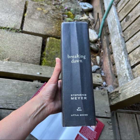 🌷 Breaking Dawn First Edition Hardcover Book By Stephanie Meyer - Picture 11 of 16